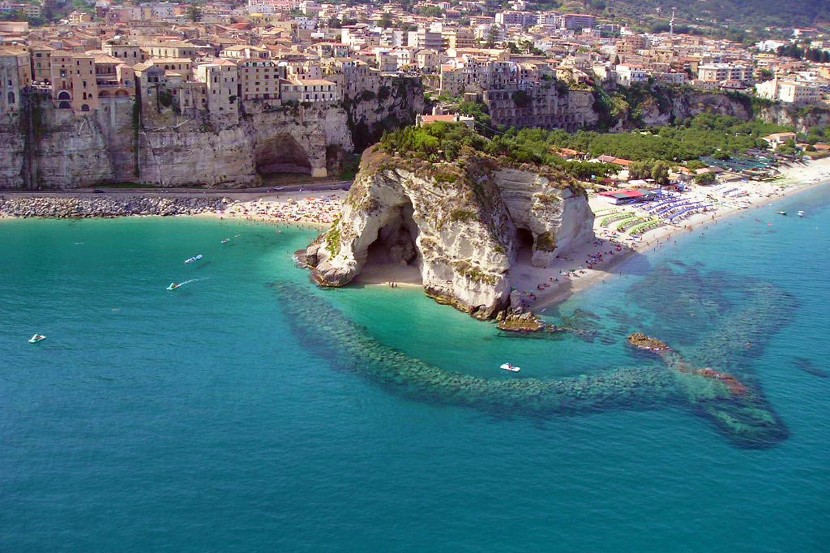 Spiaggia della Rotonda Tropea